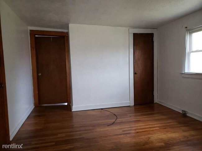 Building Photo - 2 br, 1 bath House - 28 Community  Circle