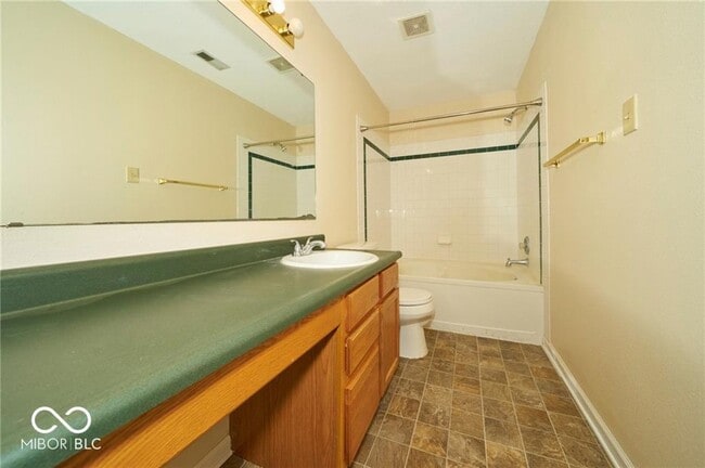 Building Photo - 12772 Crescent Dr