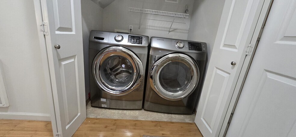 Washing Machine - 15408 14th Ave W