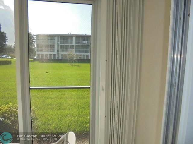 Building Photo - 129 Mansfield D