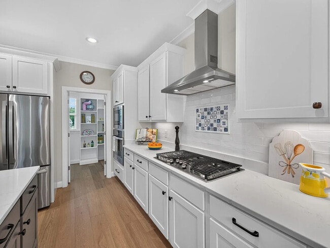 Building Photo - Lease OR Lease to Own