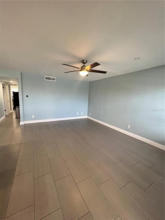 Building Photo - 12500 Capri Cir N