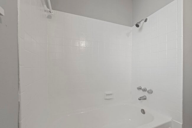 Building Photo - 3808 Corto St