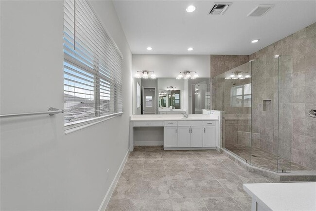 Building Photo - 5206 Liberty Ln