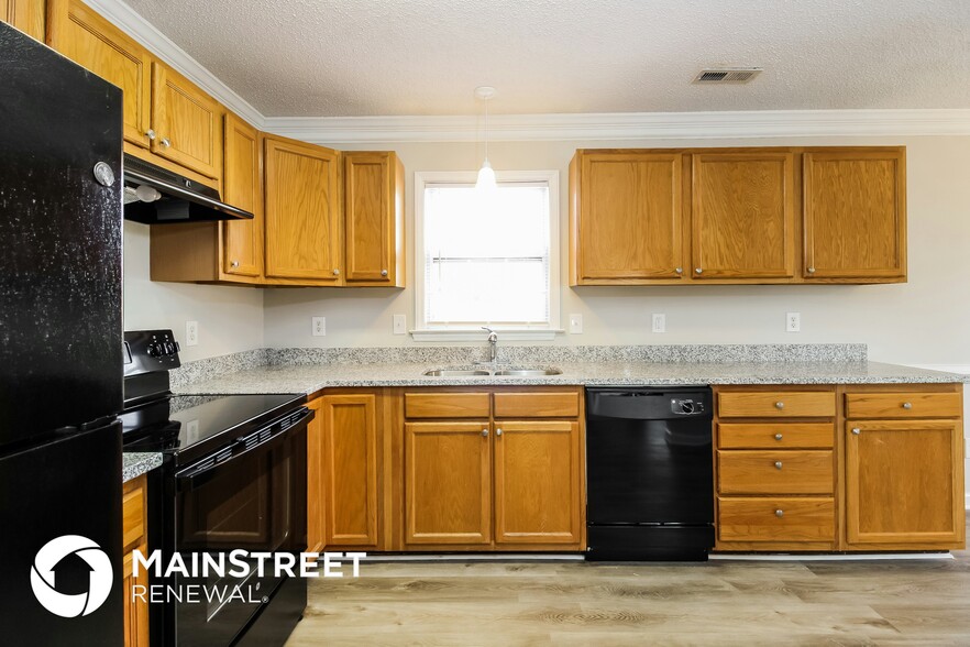 Building Photo - 2211 Saponi Village Ct