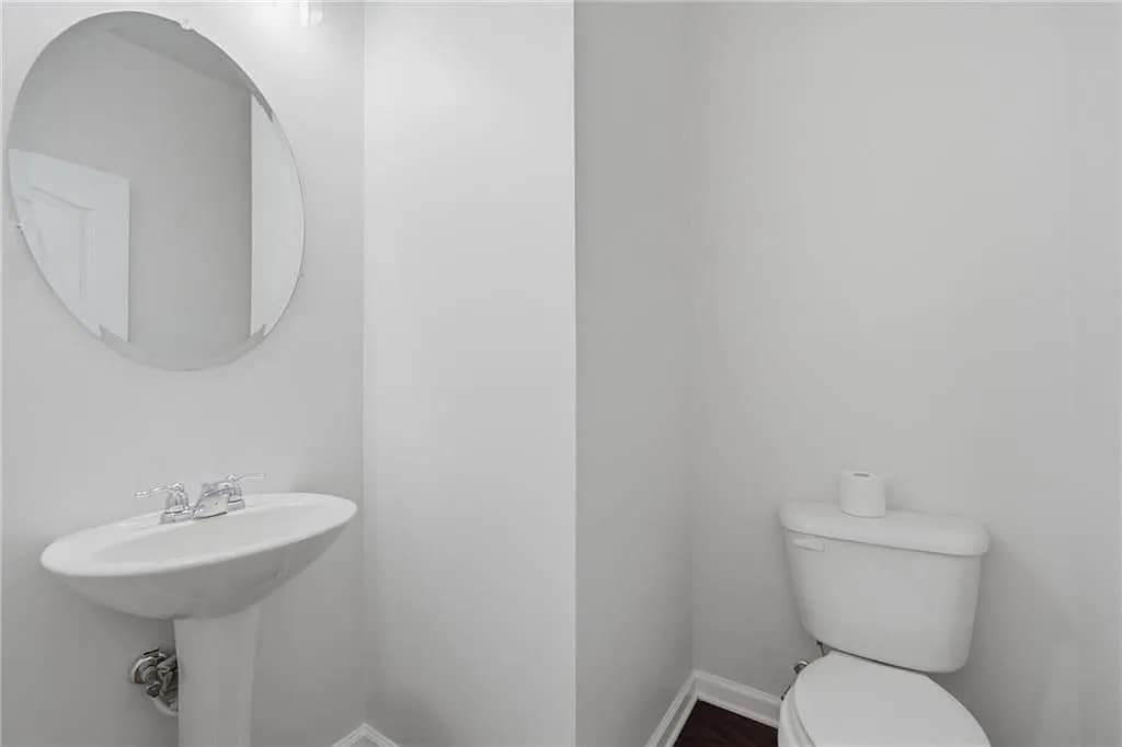 Building Photo - Room in Townhome on Paxton Dr SW