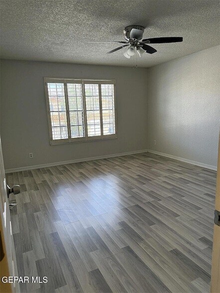 Building Photo - 707 El Pinal Pl