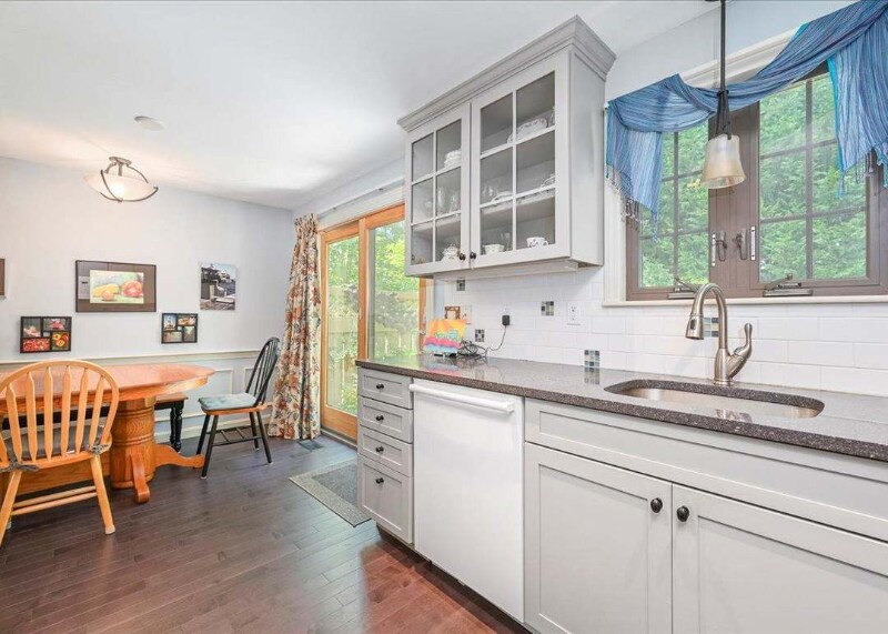 Building Photo - 33 West Rd