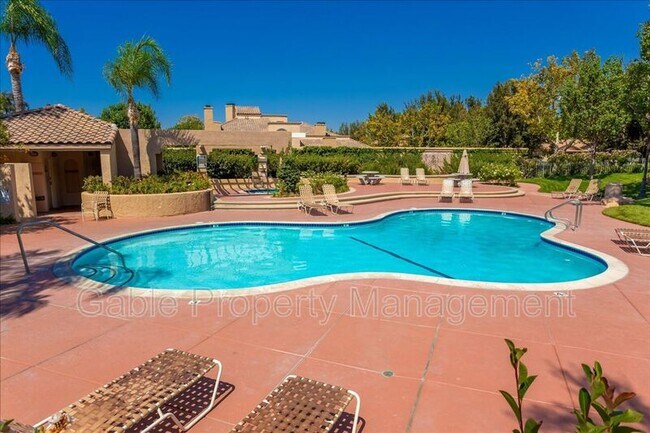 Building Photo - 23633 Del Monte Dr