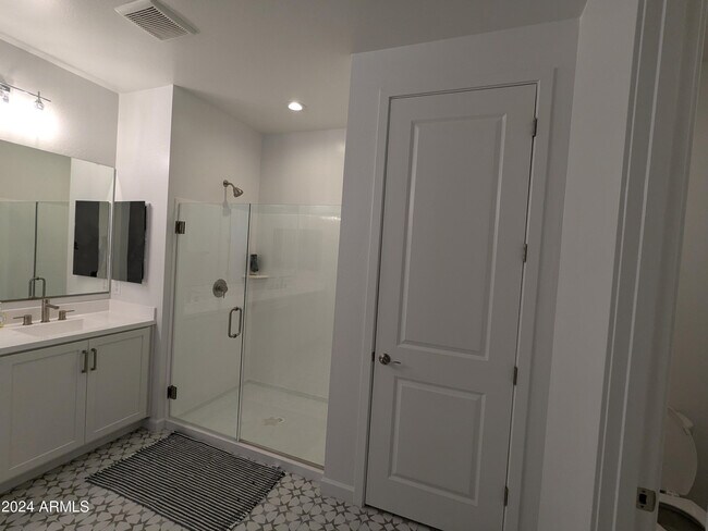 Building Photo - 2207 W Paso Trl