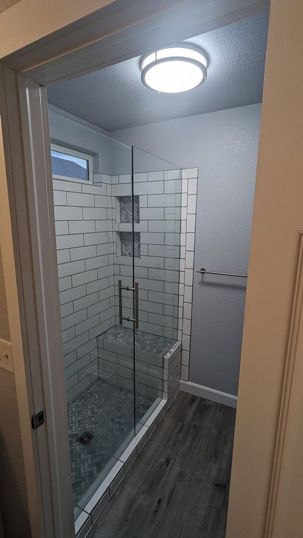 Building Photo - Spacious 3-Bedroom Home with Fenced Yard in Wellington – Available August 4th