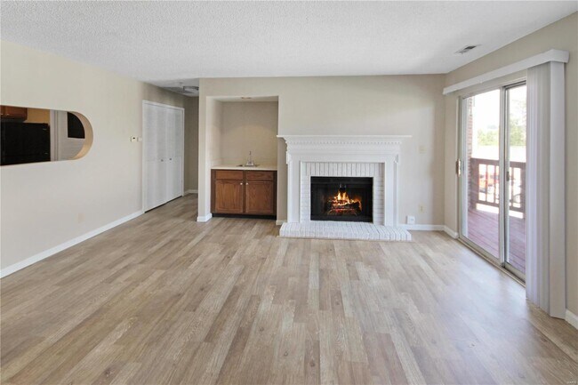 Building Photo - 326 Shirley Ridge Dr