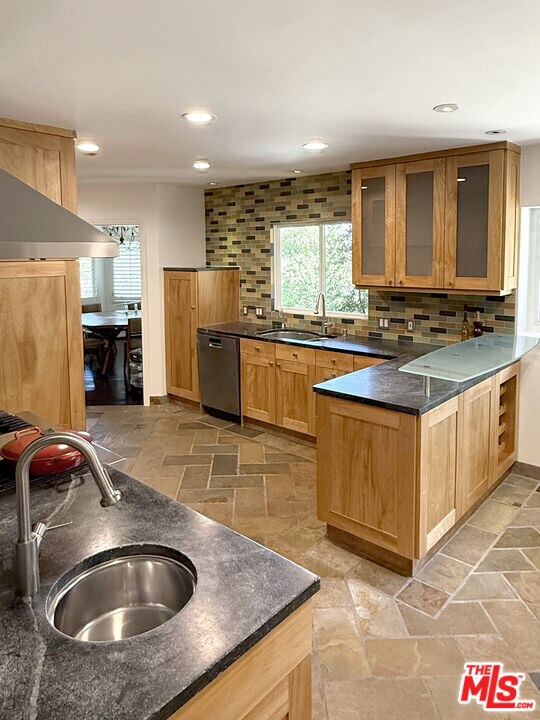 Building Photo - 11064 Wrightwood Ln