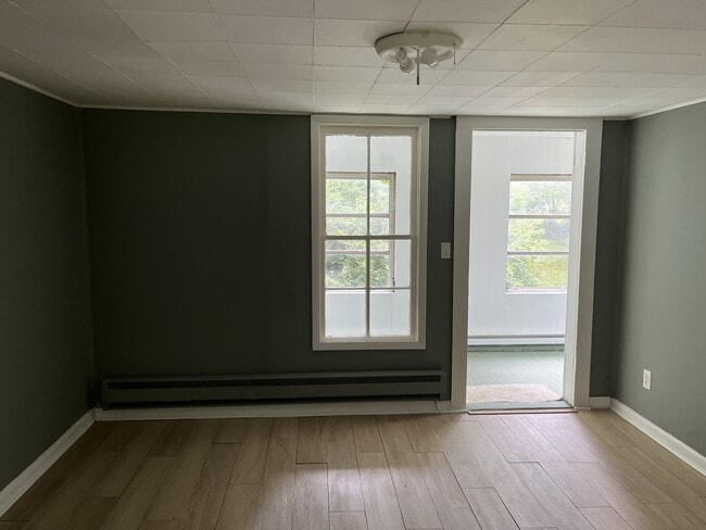 Building Photo - 50 Oakcrest Dr
