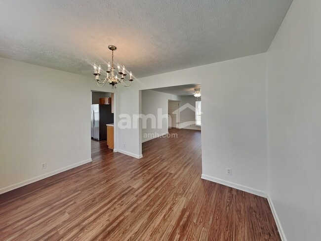 Building Photo - 2498 Port Kembla Dr