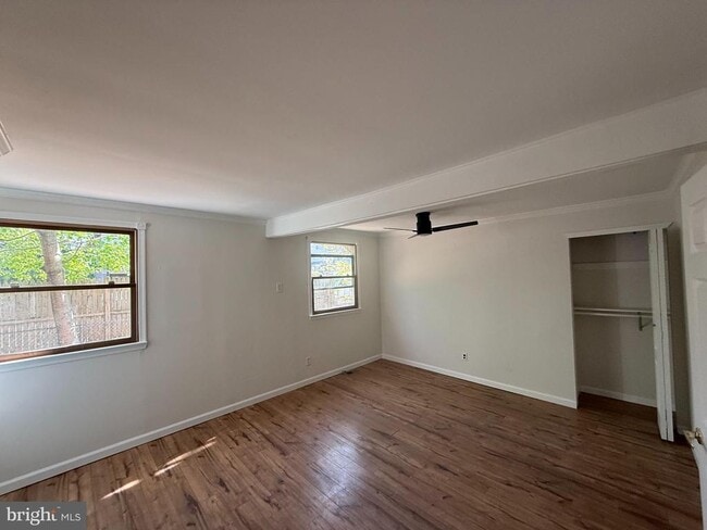 Building Photo - 1452 14th Ave