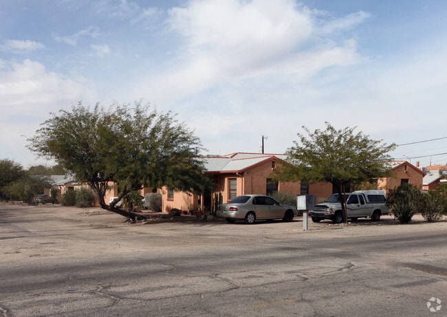 Las Casitas Apartments - Tucson, AZ | Apartment Finder