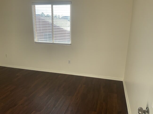 Building Photo - 1452 Penasco Rd NE