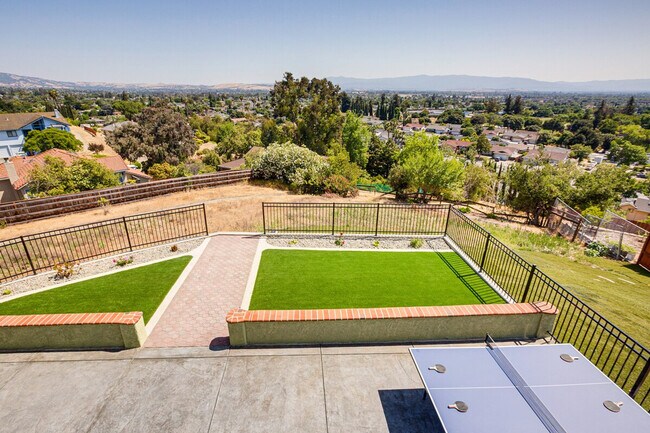 Building Photo - 1253 Hickerson Ct