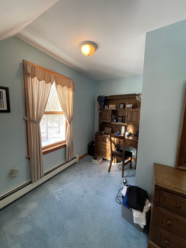 Building Photo - New listing!! A beautiful 3 bedroom 2.5 ba...