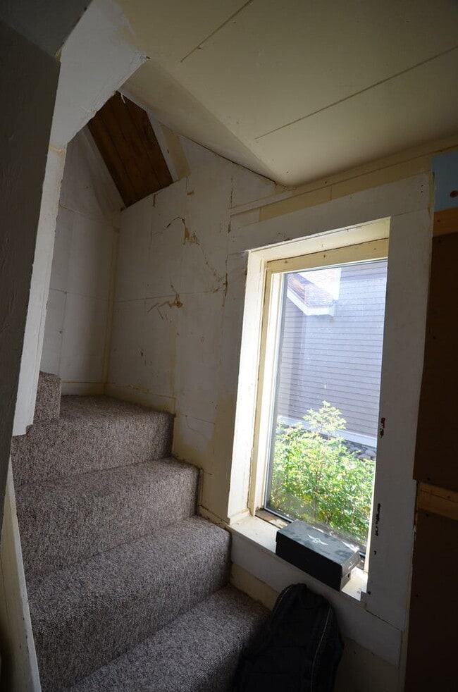 Building Photo - Historic Home, Downtown Breck! Pets welcome!