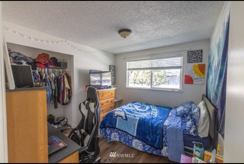 Building Photo - 2203 Happy Ct