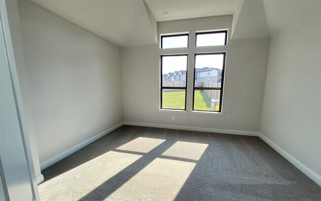 Building Photo - 29619 Smokey Bourbon Ln