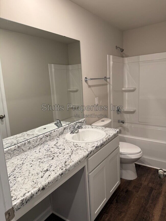 Building Photo - 4137 Hudson Ct SW