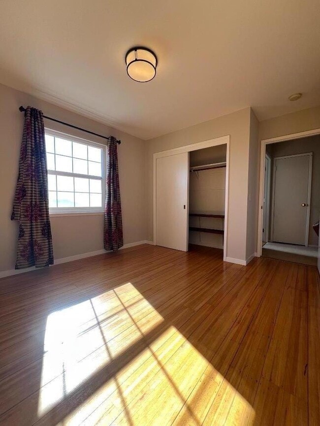 Building Photo - 3833 Brookdale Blvd