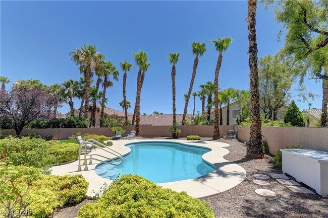 Building Photo - 8437 Willowleaf Ct