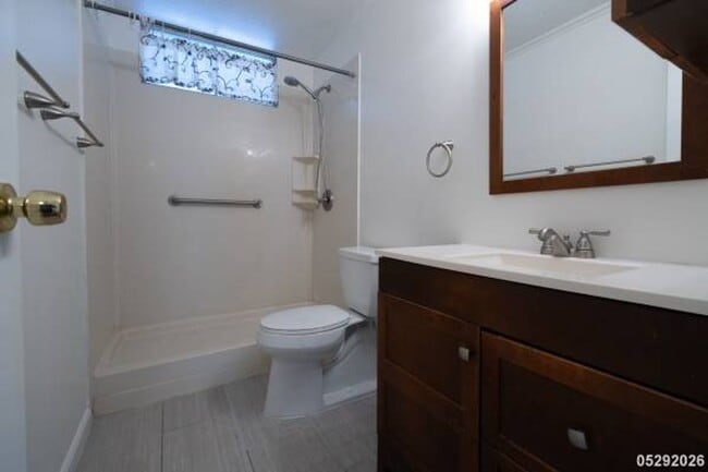 Building Photo - $2,550 / 2br - 793ft2 - Maintained and Freshly Painted 2BR/1BA/2PKG unit in Waikalani Woodland (M...