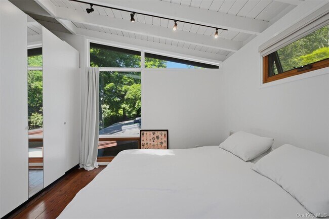 Building Photo - 28 Mallard Rise