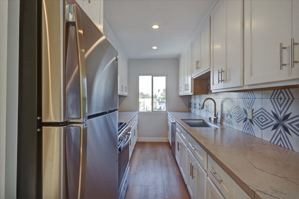 Building Photo - 644 Pier Ave