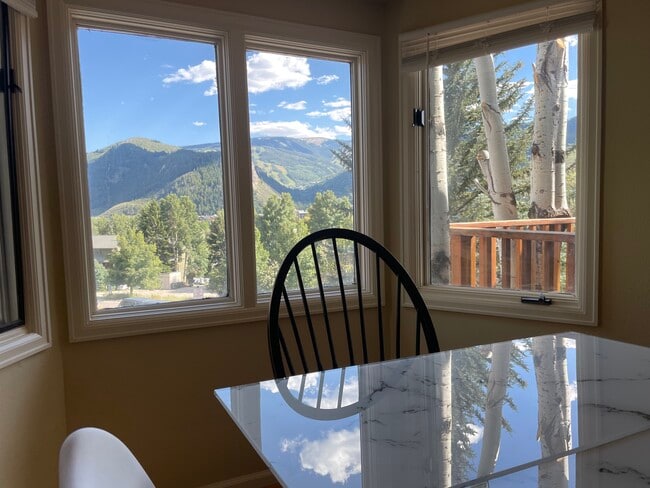 Building Photo - 230 Nottingham Rd