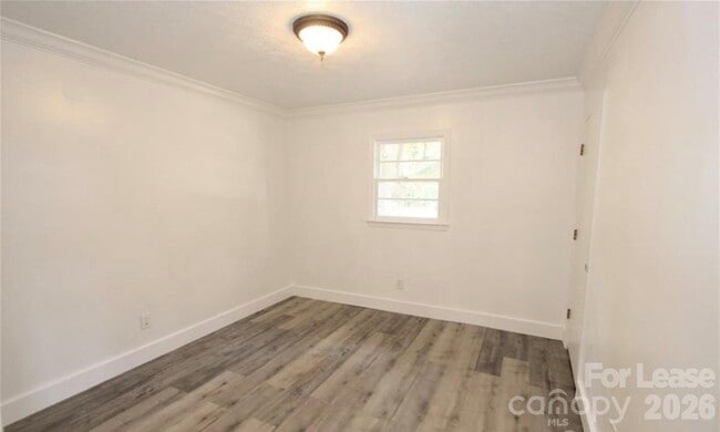 Building Photo - 67 Whispering Pnes Rd