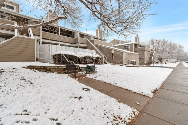 Building Photo - 7905 E Colorado Ave