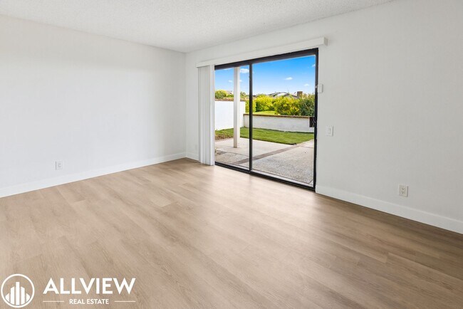Building Photo - Recently Renovated Two-Story Home in Jasmi...