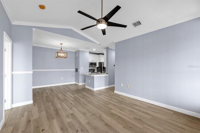 Building Photo - 5000 Culbreath Key Way