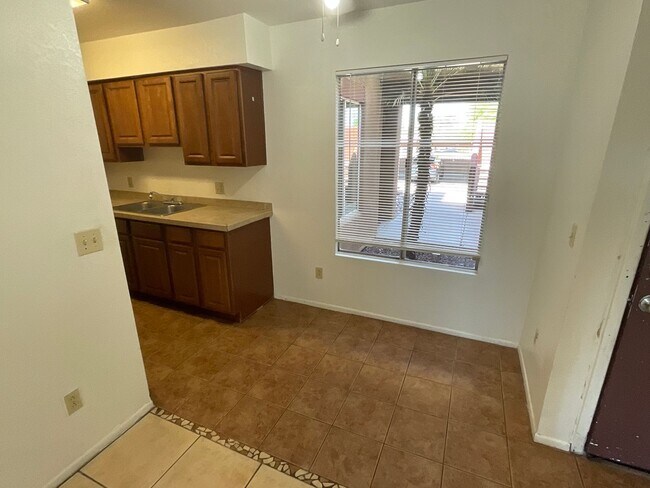 Building Photo - Casa Club Rental