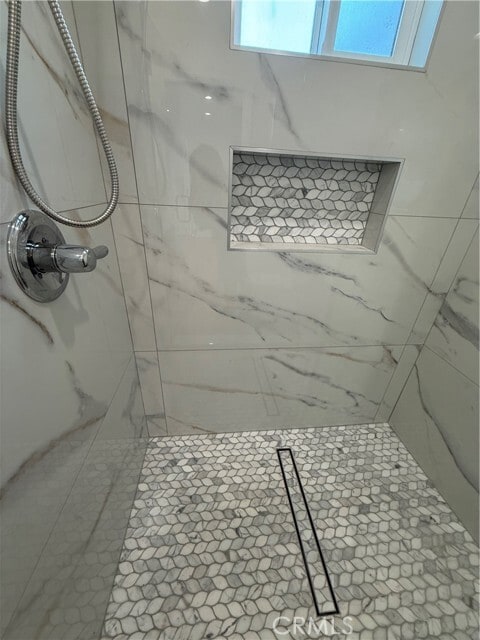 Building Photo - 2051 S Garnsey St