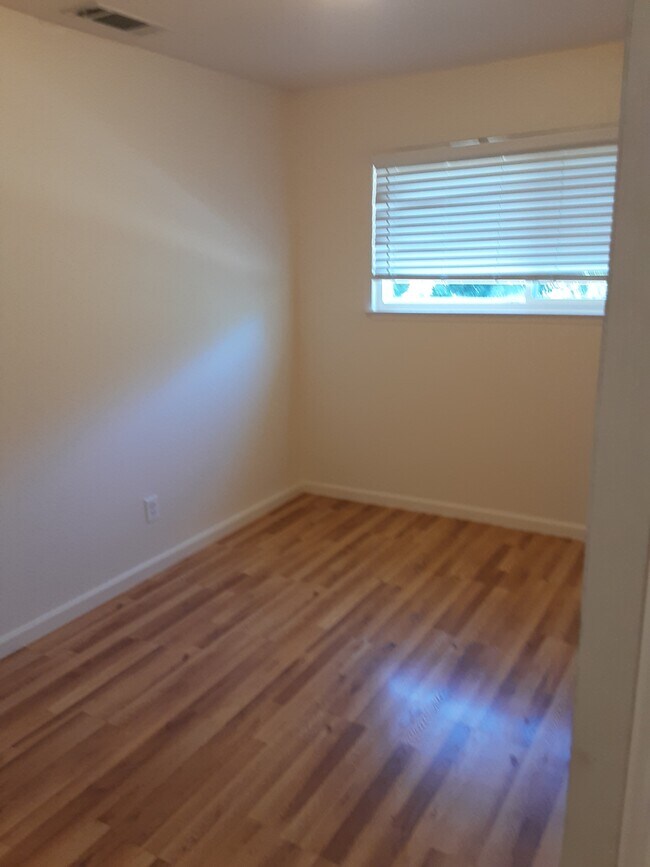 Building Photo - 1440 Orange St