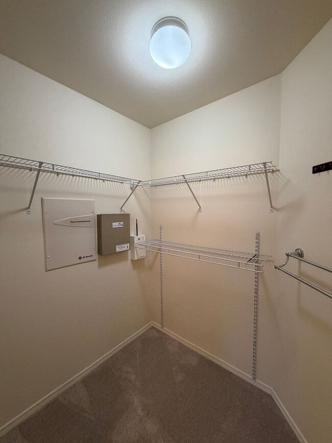 Building Photo - 7608 Traditions Ave NE