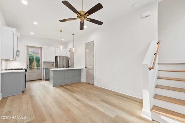 Building Photo - 202 Steiner Oaks