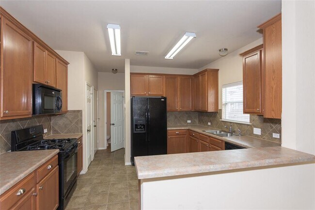 Building Photo - 10509 Wylie Dr