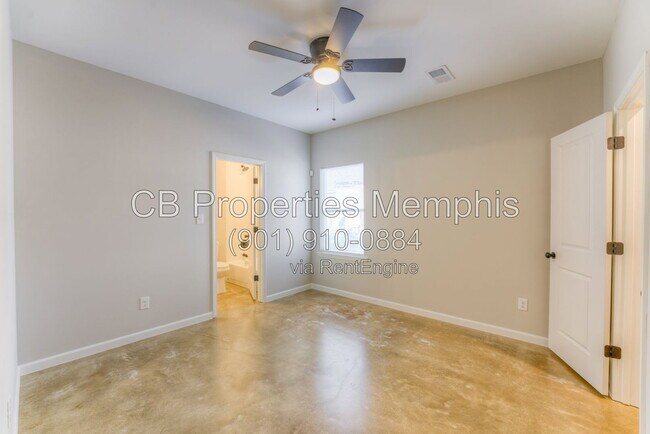 Building Photo - 652 Ayers St