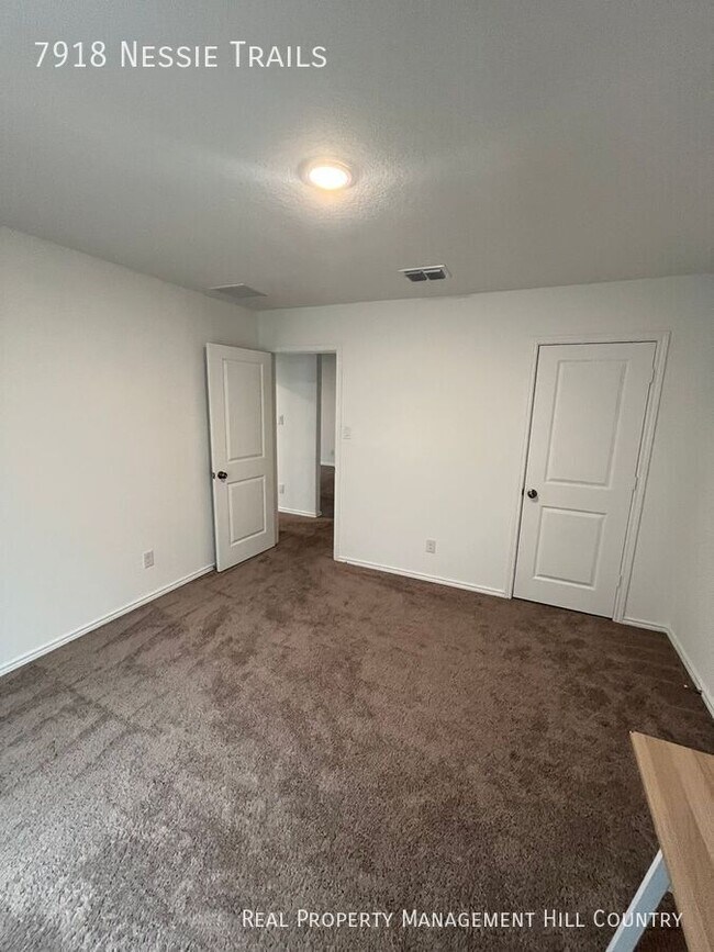 Building Photo - 7918 Nessie Trl