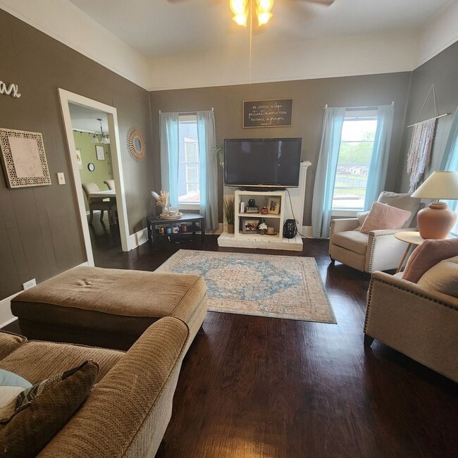 Building Photo - Four Bedroom Home Available in July