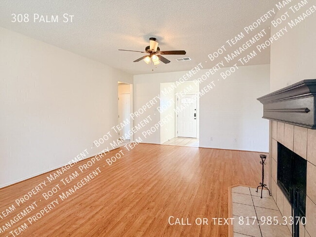 Building Photo - 308 Palm St