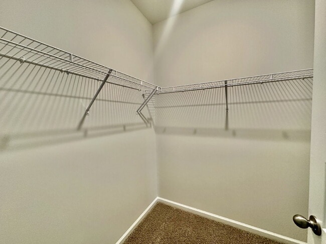 Building Photo - Three Bedroom Single Level Home in the Retreat at East Argent!