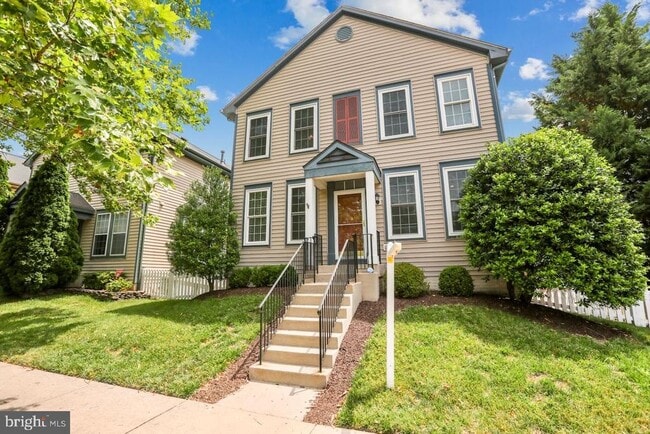 Building Photo - 20400 Charter Oak Dr